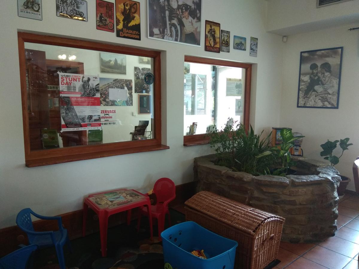 Gasthof A Motobar Bravantice