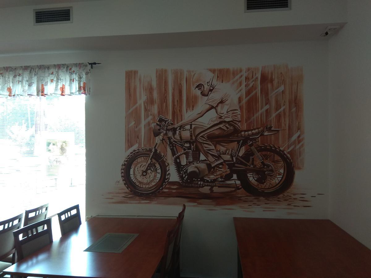 Gasthof A Motobar Bravantice